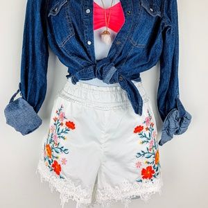 Jolt Cotton Embroidered Applique Shorts - Size M